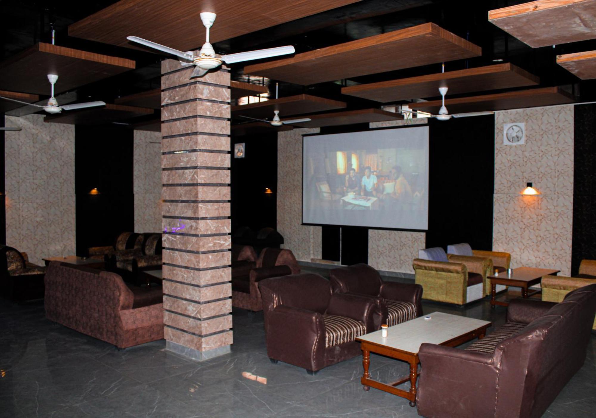 Sangam Hotel Chirawa Exterior foto