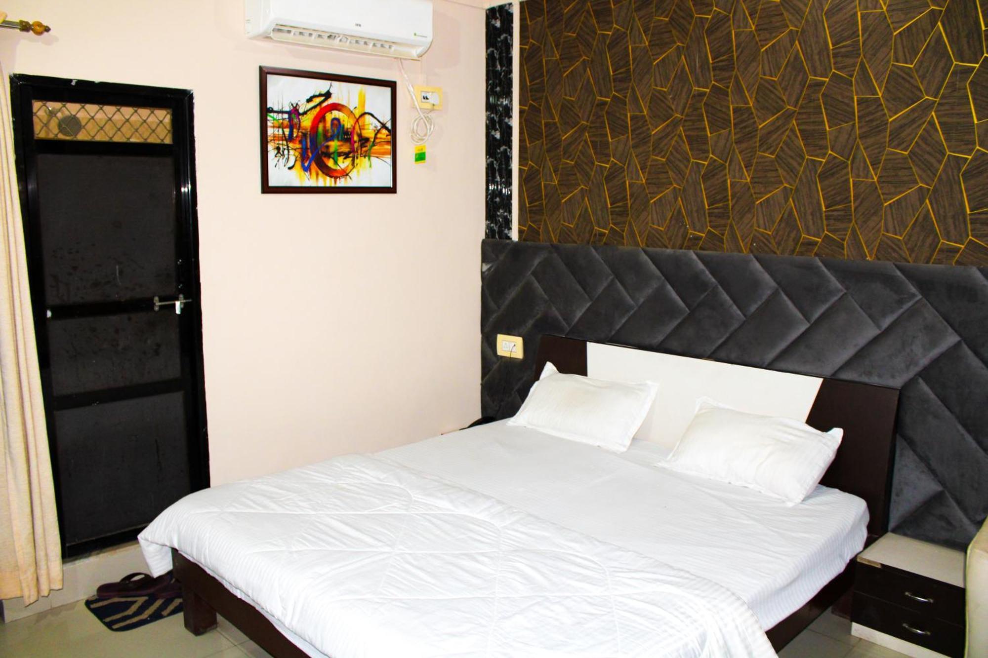 Sangam Hotel Chirawa Exterior foto